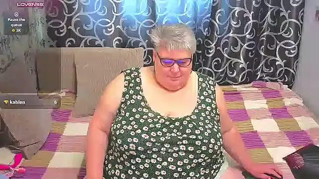 Baunti5555's Live XXX Chat