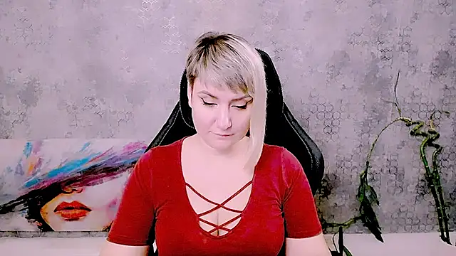 Djullia's Live XXX Chat