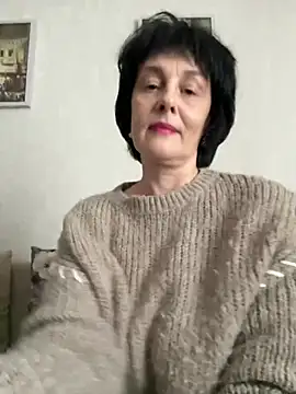 HotyEmily élő XXX-chatje