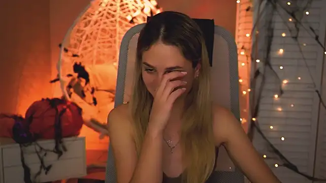 DeboraLarson 라이브 XXX 채팅