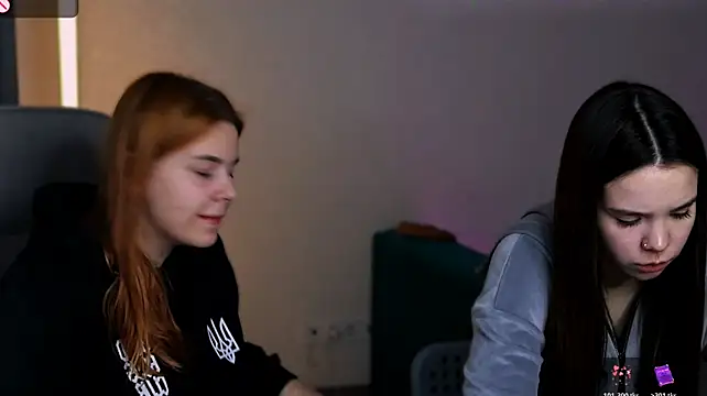 دردشة reddizzy الجنسية المباشرة