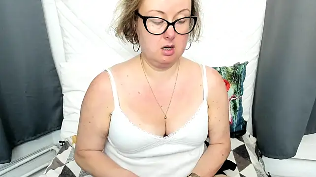 dirtyBonnie Live XXX-chat