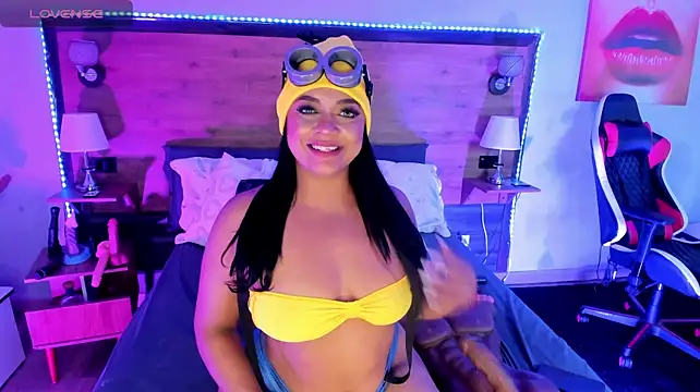 Heidi_Foxxx's Live XXX Chat