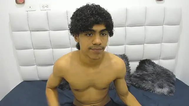 Chatroom XXX en direct de Malcom_Foxx