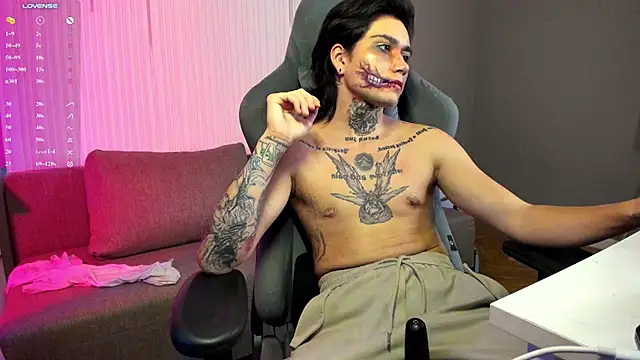 nick_kule's Live XXX Chat