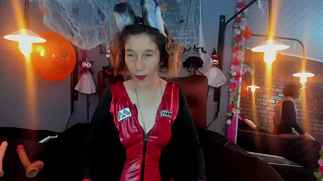 Margott_mature: онлайн-секс-чат