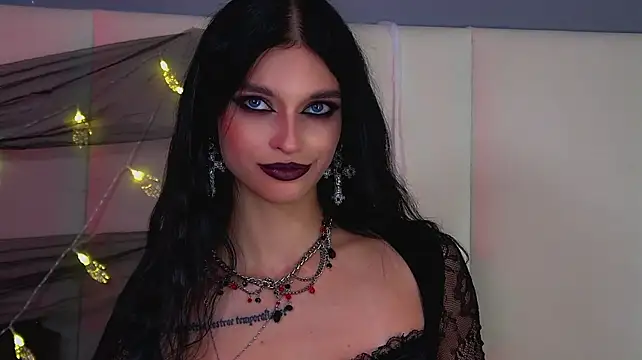XXX chat uživo modela BeverlyMost