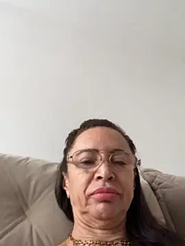 Chat +18 de BurryEarmark ao vivo