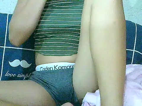 PinaySkinnyGirl – Naživo XXX chat