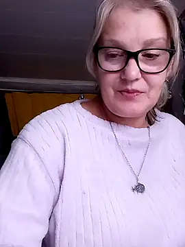 Chatroom XXX en direct de irinamaux