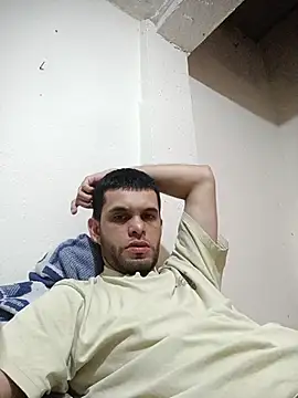 James21990 Live XXX-Chat