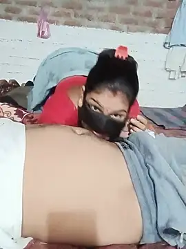 Indiansexycouple2's Live XXX Chat