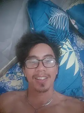 traiwe06 现场XXX聊天