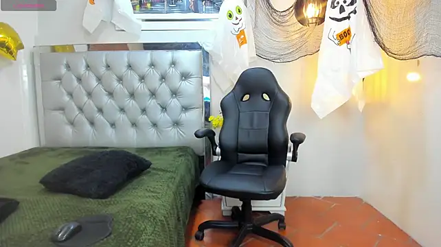 Chat XXX ao vivo de luca_white