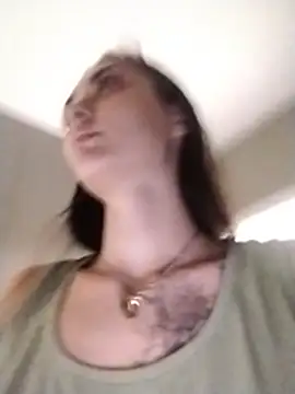 Živý XXX chat HoTMiA666