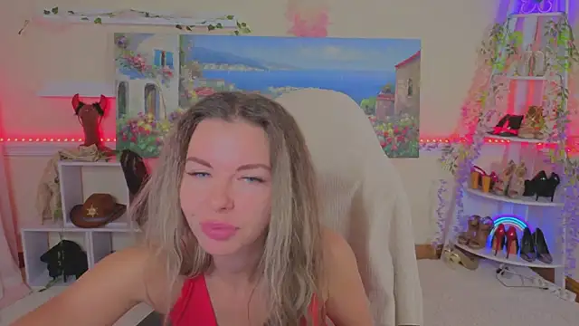 Онлайн чат XXX Real_Tini