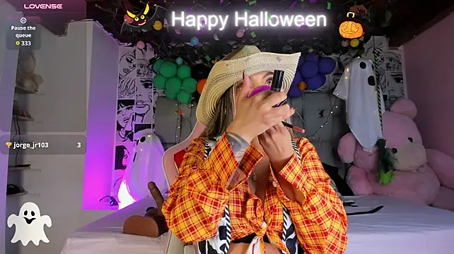 Онлайн чат XXX LucyRosse