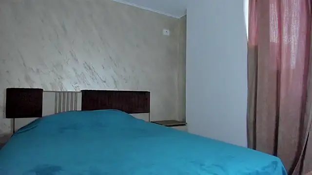 Онлайн чат XXX AliyaWade_
