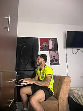 Enzomoretti__ Pertunjukan Webcam
