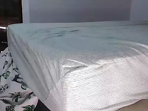 XXX chat uživo modela papitosolo33