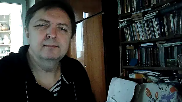 Pokaz2020 Adlı Modelin Canlı XXX Sohbeti