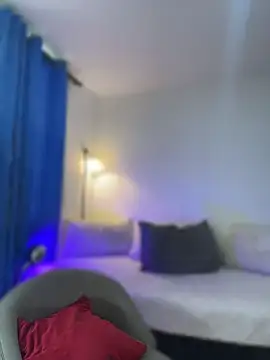 AndreaVel 라이브 XXX 채팅