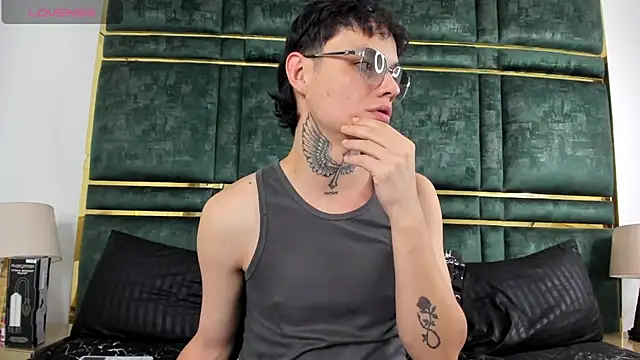 JackGriffin_'s Live XXX Chat