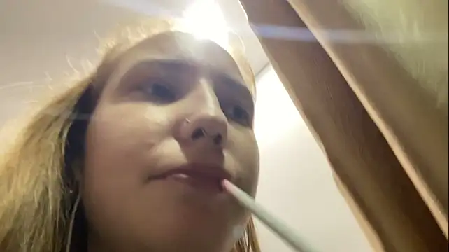 Онлайн чат XXX LaureneBoutet