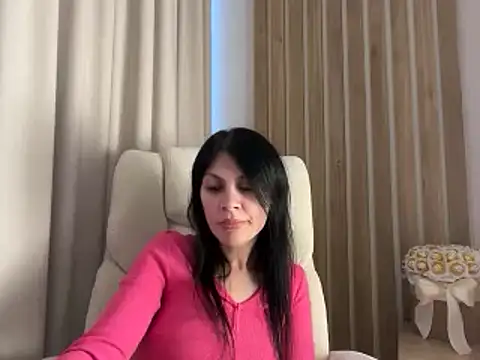 InjaAtHome live XXX chat
