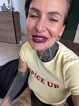 Онлайн чат XXX KathaleaNoir