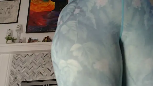 AuroraWillows' Live XXX Chat