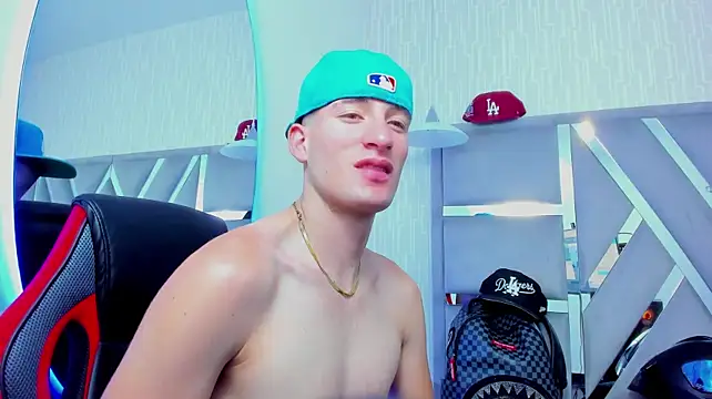 hunterheat__'s Live XXX Chat