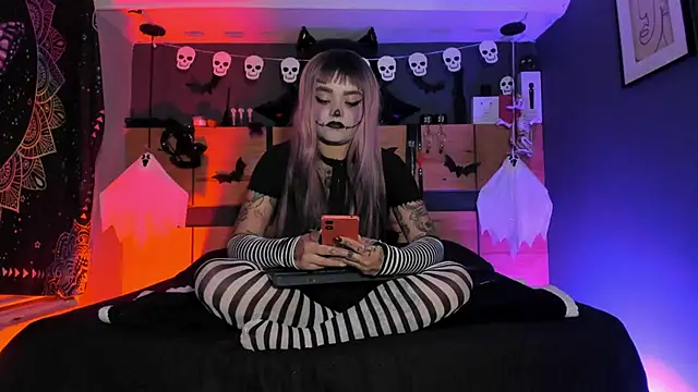 Chloe_Killua Chat XXX in diretta