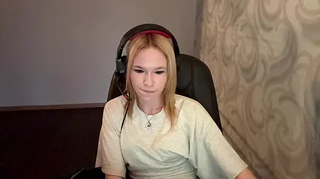 linaloawot Chat XXX live