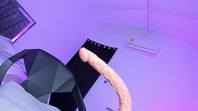 Онлайн чат XXX francesca_suzett_