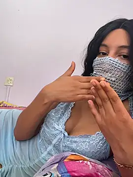 Онлайн чат XXX syliasexy