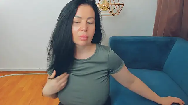 Онлайн чат XXX BrilliantGirll