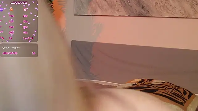 MilkMeSoftly Live XXX Chat