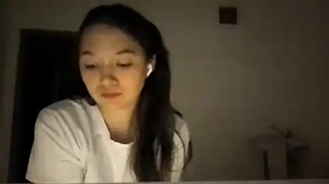 Онлайн чат XXX GwendaMattie