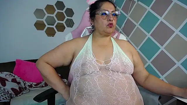 Keyla01_ লাইভ XXX চ্যাট