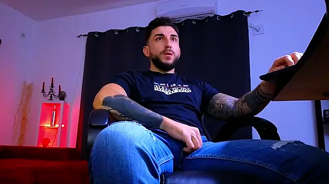 MightyAaron66 라이브 XXX 채팅