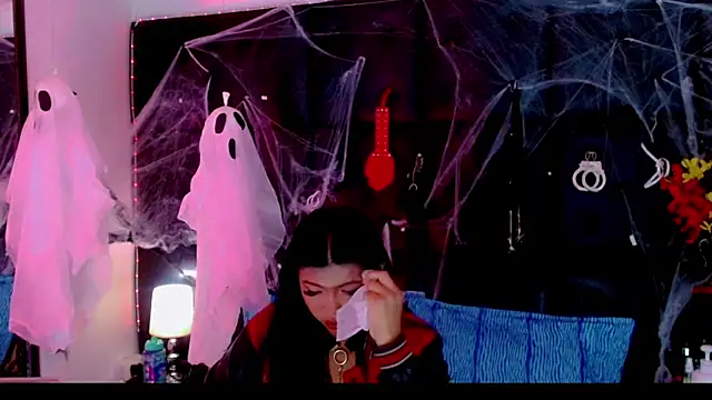 Cloelombard Chat XXX in diretta