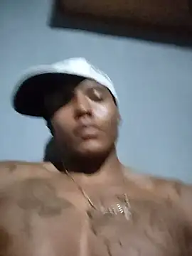 Kush19 Chat XXX in diretta