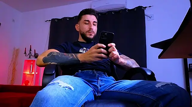 دردشة MightyAaron66 الجنسية المباشرة