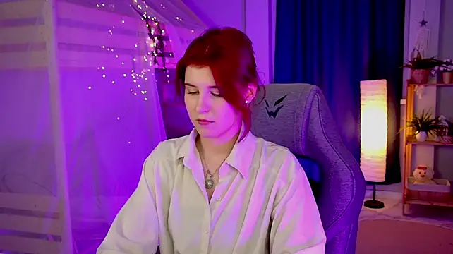 Chat +18 de JulliaMoore ao vivo