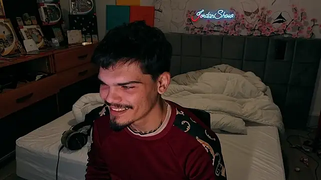 JordanShow élő XXX-chatje