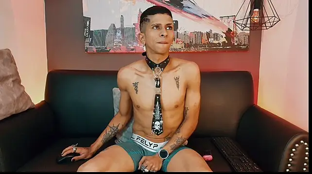 Maximoking26 live XXX chat