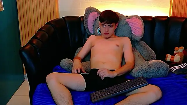 Brian_Montes XXX чат на живо