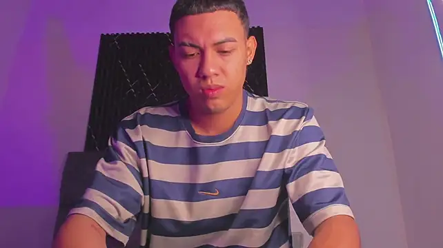 Liamsubtle01 live XXX chat