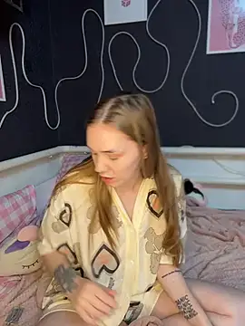 Chat XXX en directo de MilaMoone